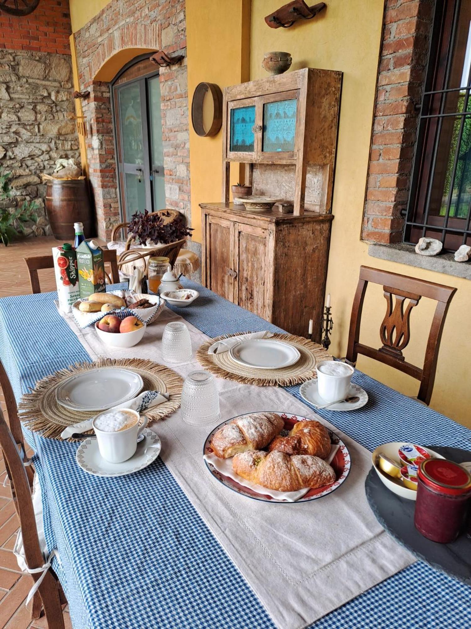 B&B Al Castello Casale Litta Buitenkant foto