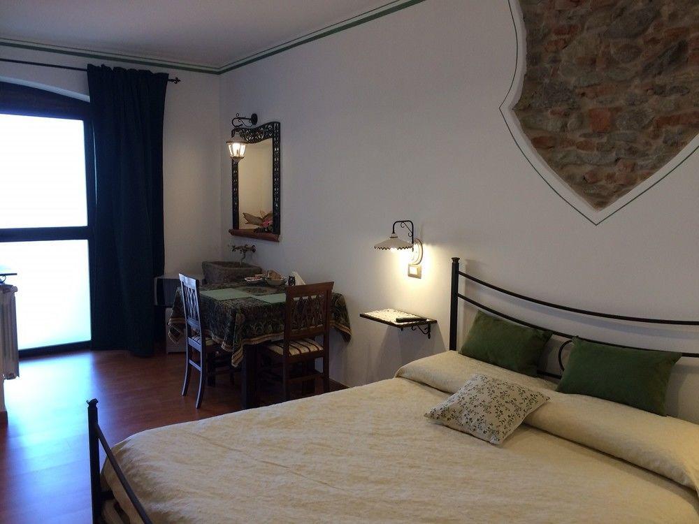 B&B Al Castello Casale Litta Buitenkant foto