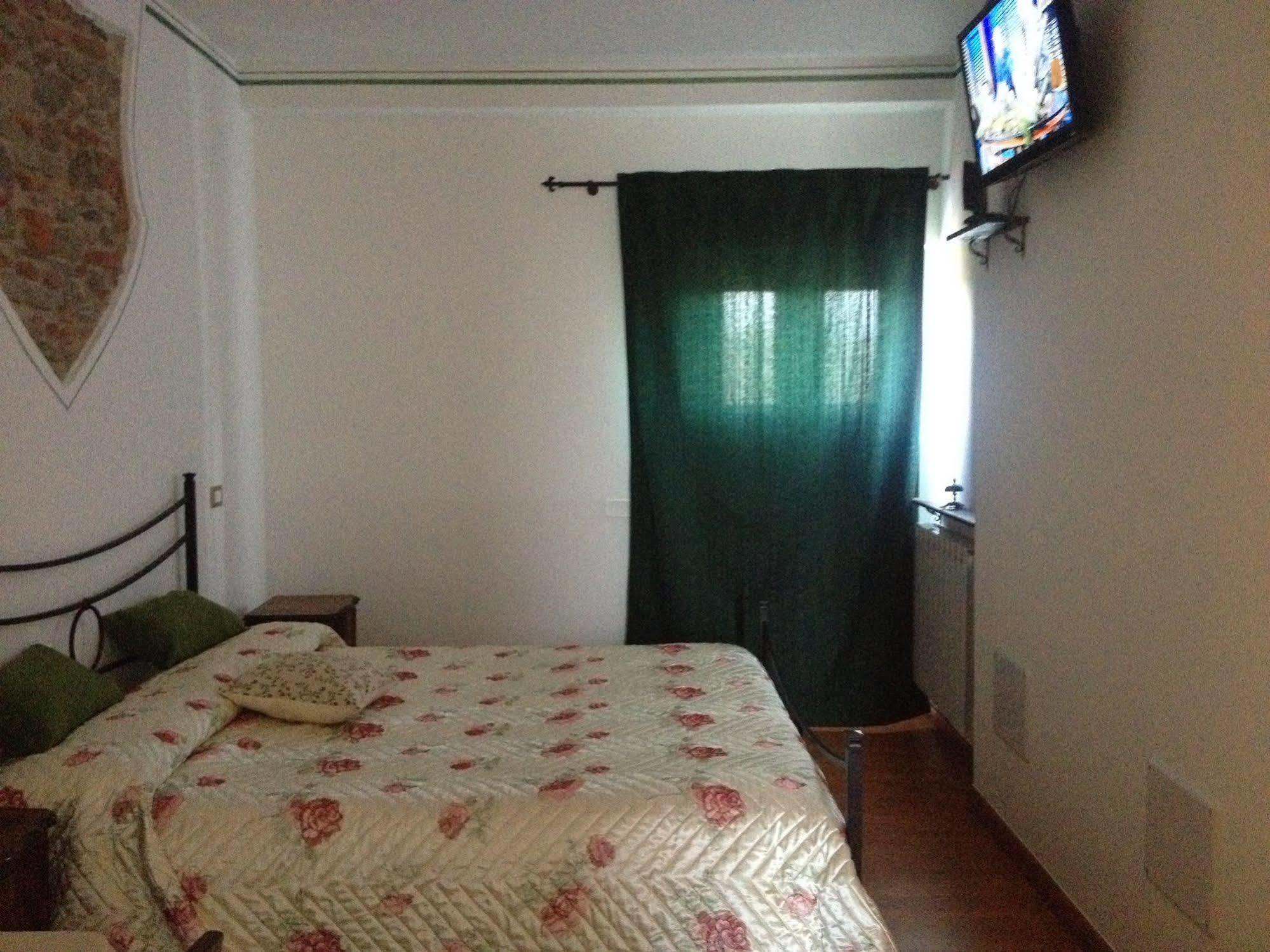 B&B Al Castello Casale Litta Buitenkant foto